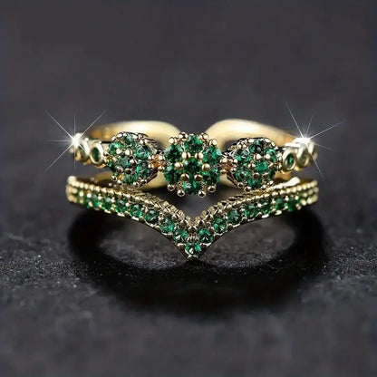 Sparkling Emerald Pearls Ring